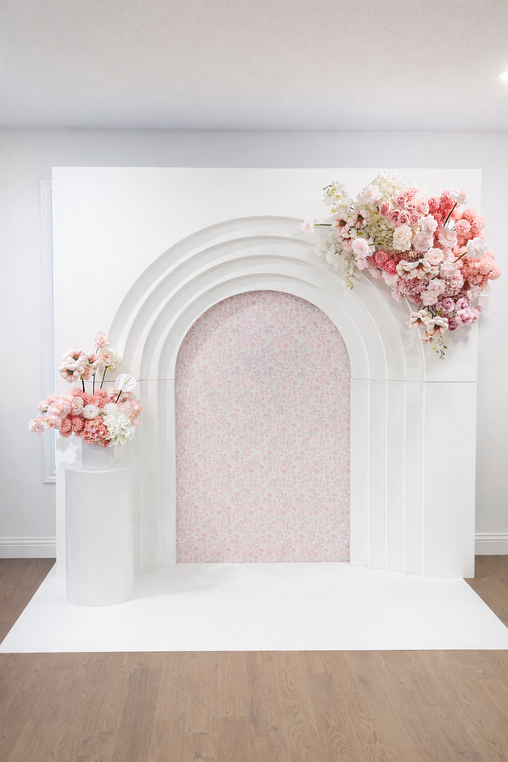 Platinum 3D Arch Backdrop(open center)