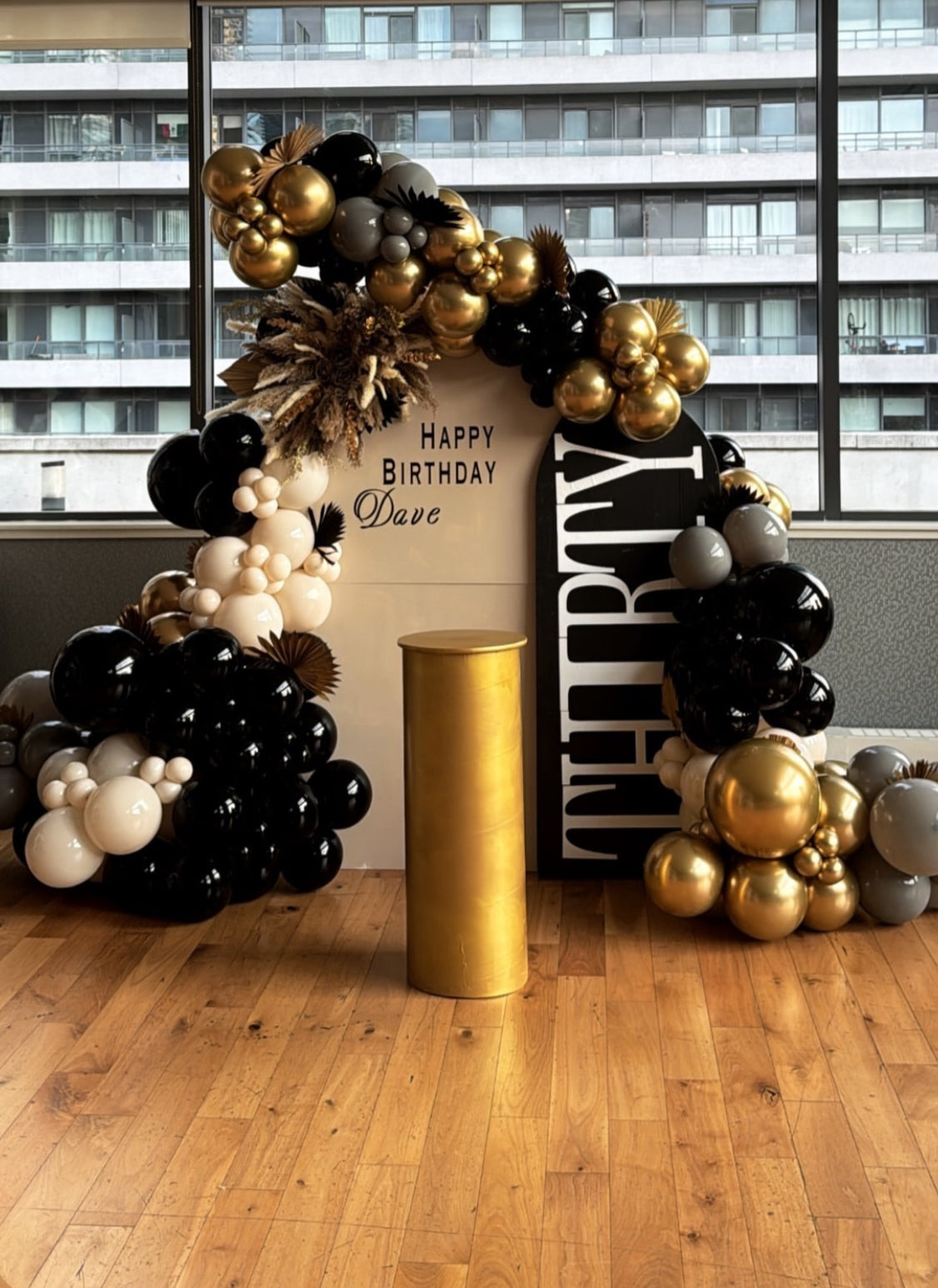 Premium Thirty Balloon Garland